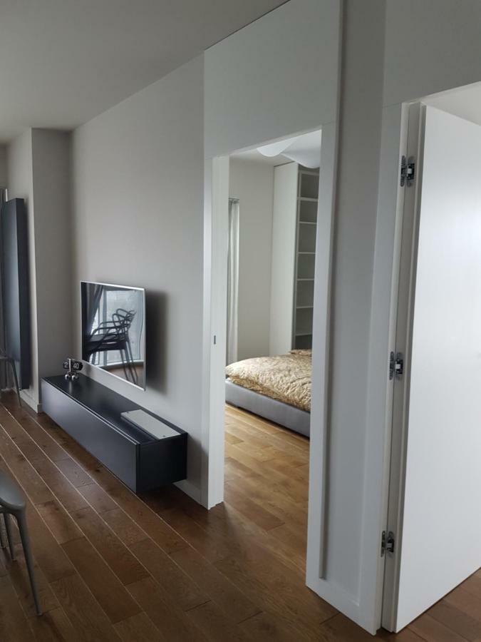 Apartament Towarowa 37 Poznań Esterno foto