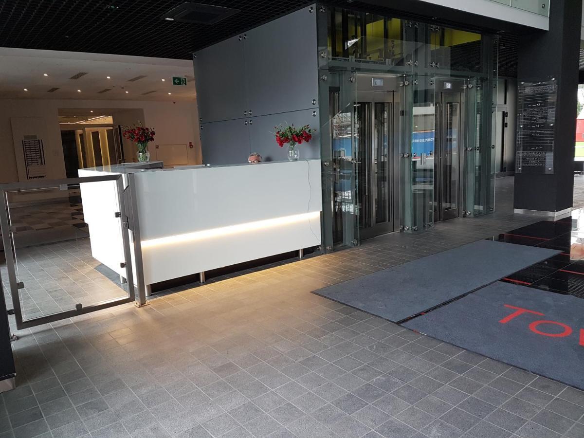 Apartament Towarowa 37 Poznań Esterno foto